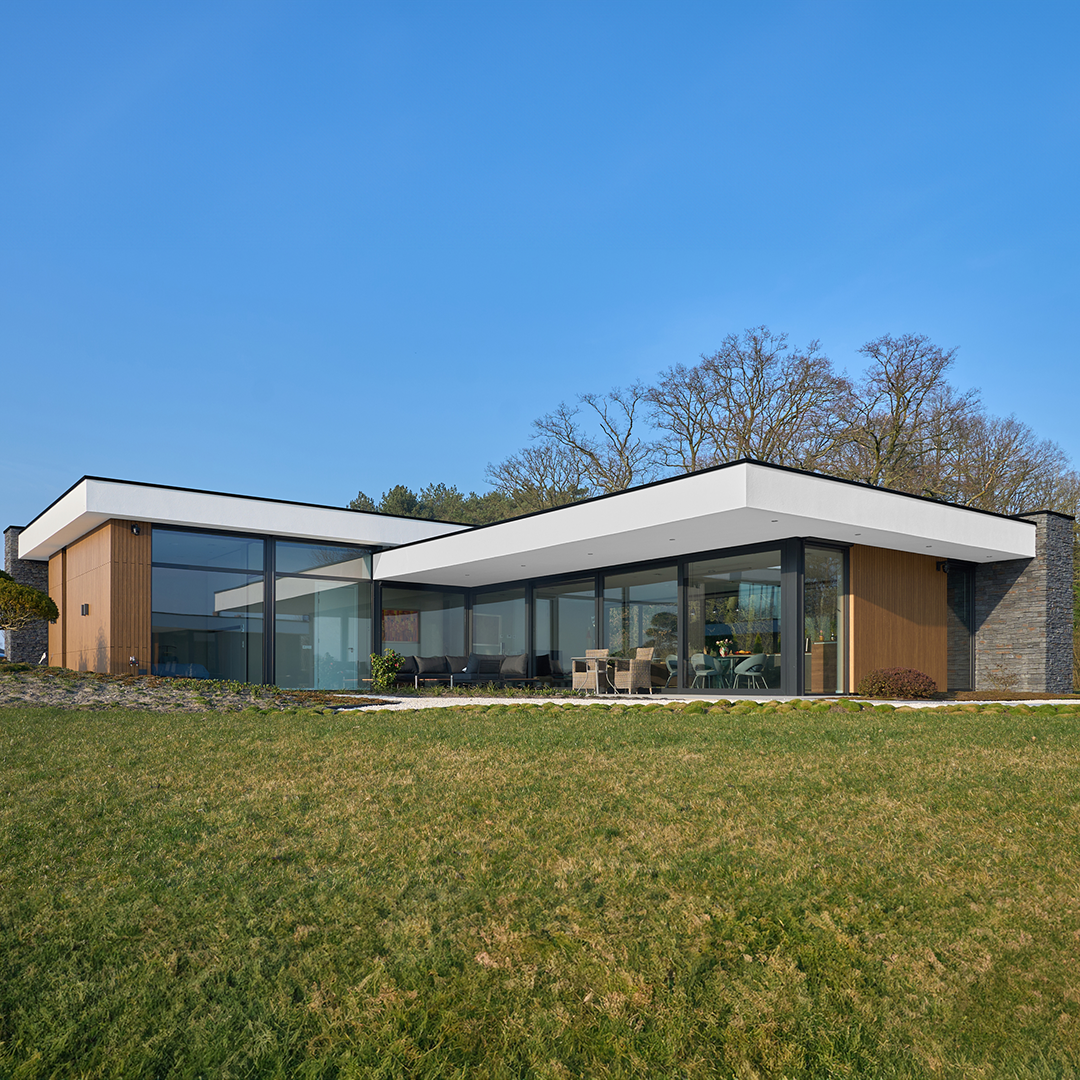 Villa-vdH-Arcen-overdag2